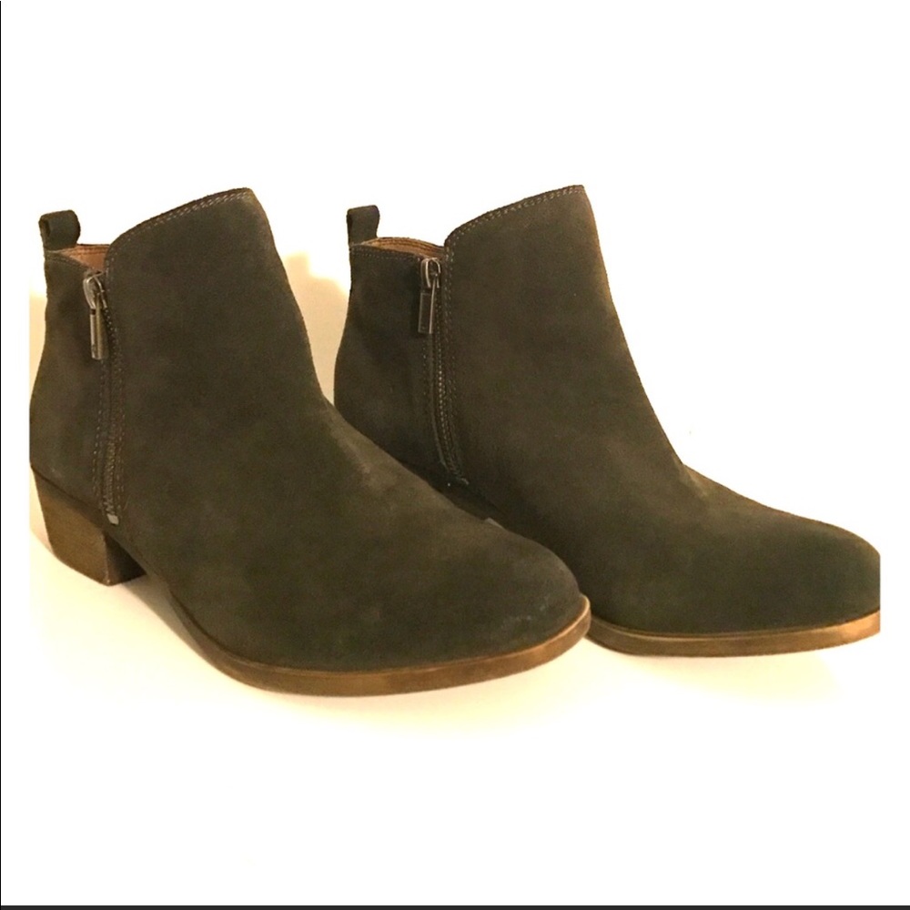 *sold* NWOT olive green lucky brand booties